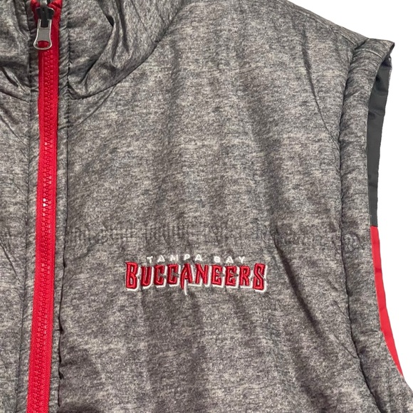 NFL Tampa Bay Buccaneers Reversible Zip Up Puffer Vest Red Gray Mens 2XL - Picture 6 of 9